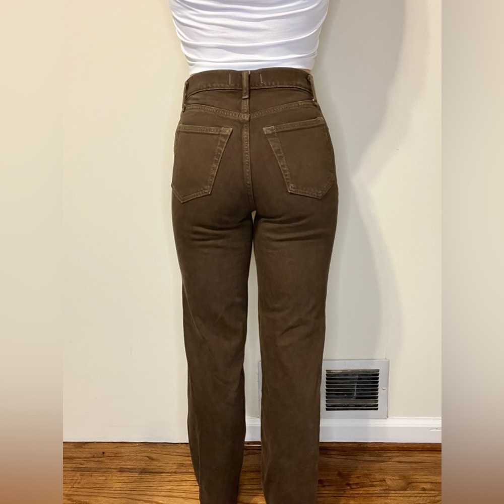 Abercrombie and Fitch Women's Brown Ultra High Rise 90s Straight Jean